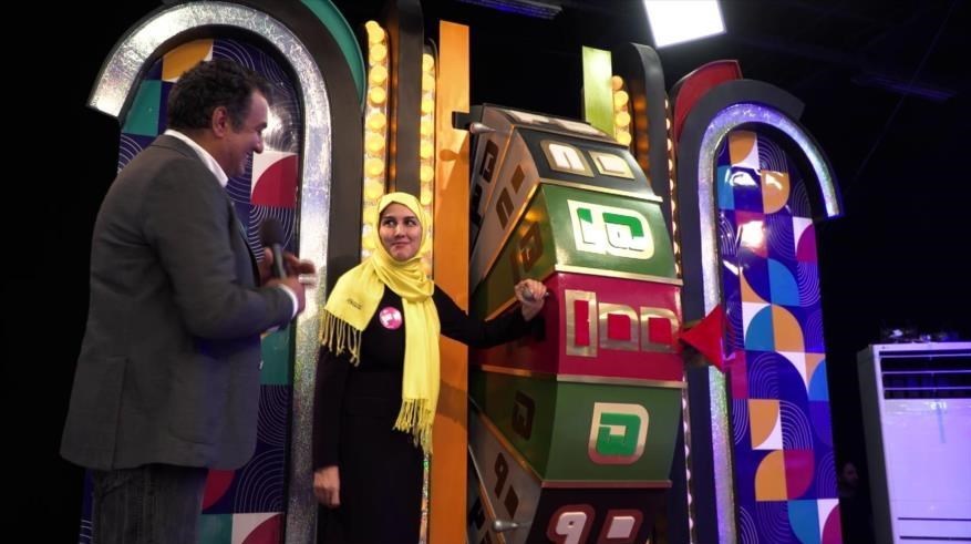 تلویزیون , صدا و سیما , برنامه های تلویزیونی , شبکه افق , شبکه یک , شبکه دو , شبکه سه سیما , شبکه نسیم , برنامه تلویزیونی دورهمی , عصر جدید , 