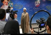 حضور موسی غضنفرآبادی رئیس دادگاه انقلاب تهران در وزارت کشور برای ثبت‌نام در یازدهمین دوره انتخابات مجلس شورای اسلامی