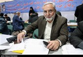  حضور محمدحسین رجبی دوانی در فرمانداری تهران برای ثبت‌نام در یازدهمین دوره انتخابات مجلس شورای اسلامی 