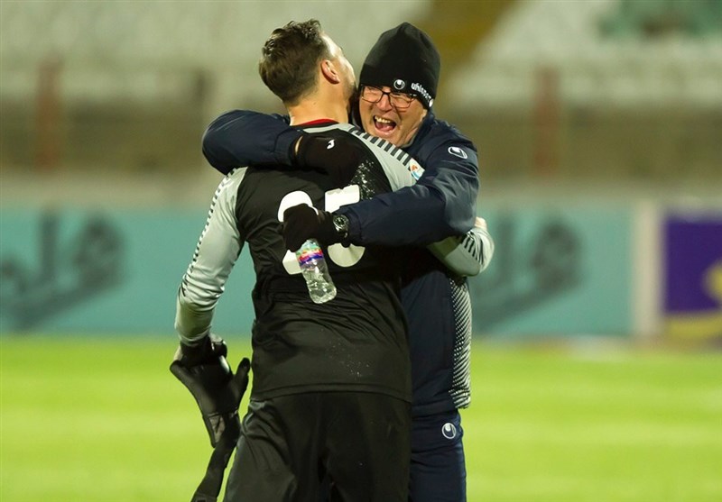 تیم فوتبال شاهین شهرداری بوشهر , مصطفی دنیزلی , تیم فوتبال تراکتور تبریز , فوتبال , عبدالله ویسی , میشو کریستیچوویچ ,