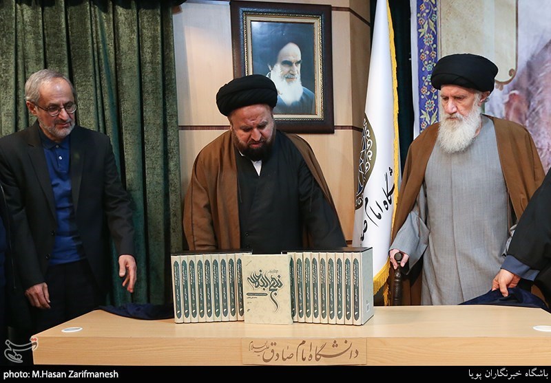 رونمایی از ویراست جدید ترجمه و تفسیر نهج البلاغه البلاغه اثر علامه جعفری