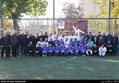 دیدار نمادین پیشکسوتان تیم های استقلال و پاس