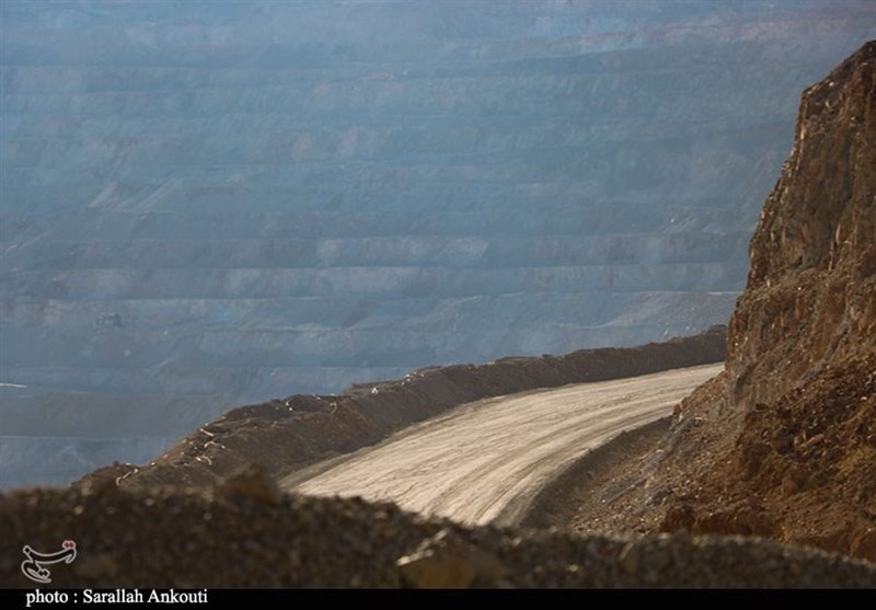معادن ذغال سنگ , کمیسیون صنایع و معادن مجلس شورای اسلامی ایران , 