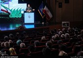 سخنرانی امیر نصیربیگی رییس سازمان بسیج هنرمندان در  آیین پاسداشت خانواده شهدای هنرمند موسوم به «شاهدان شیدایی»