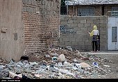 در قسمتهای زیادی از این شهرک،دفع فاضلاب ها بصورت سطحی است که می تواند باعث انتقال بیماری بویژه به کودکان شود.