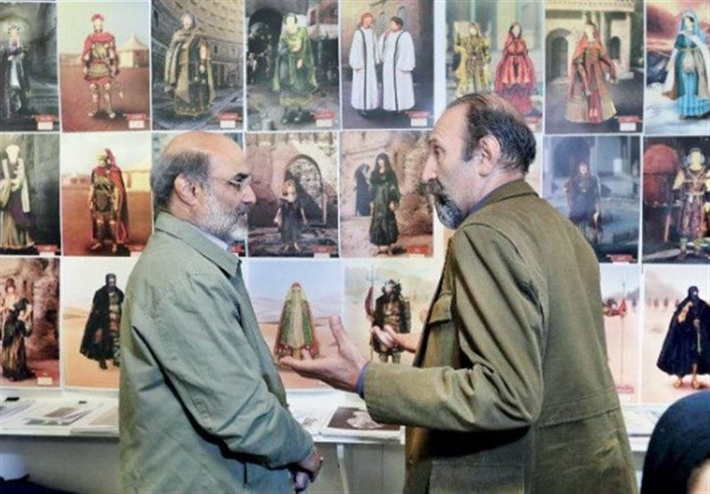 تلویزیون , صدا و سیمای جمهوری اسلامی ایران , شبکه نسیم , برنامه تلویزیونی دورهمی , برنامه تلویزیونی خندوانه , بازیگران سینما و تلویزیون ایران , شبکه نمایش خانگی ,