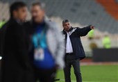 همدانی: خبرهای خوبی از استقلال به گوش نمی‌رسد/ بیشتر از سرمربی نیاز به مدیران برنامه‌محور داریم