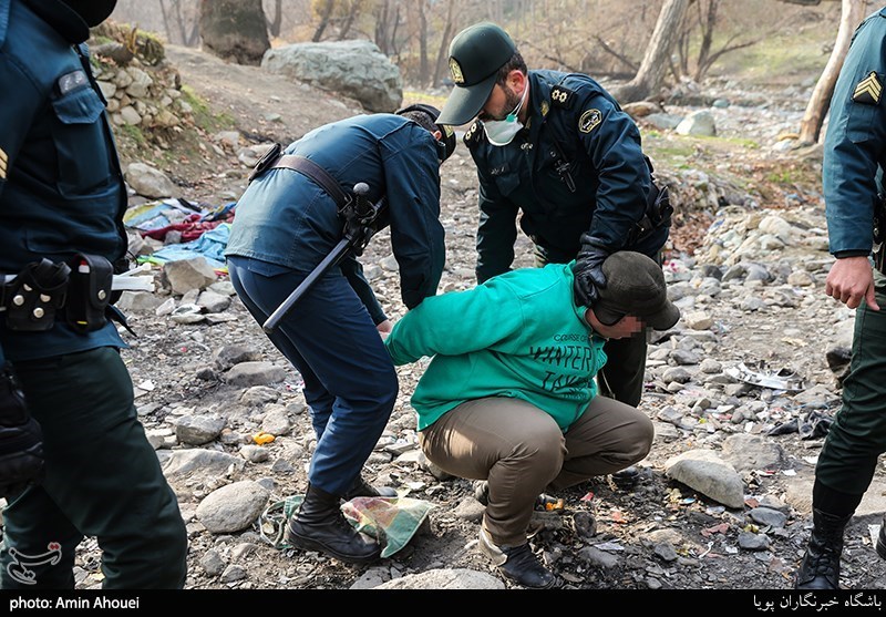 عملیات پلیس برای برچیدن پاتوق موادفروشان در دره فرحزاد