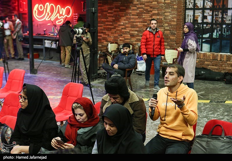 پرسش خبرنگاران در نشست عوامل برنامه تلویزیونی مسابقه میدون