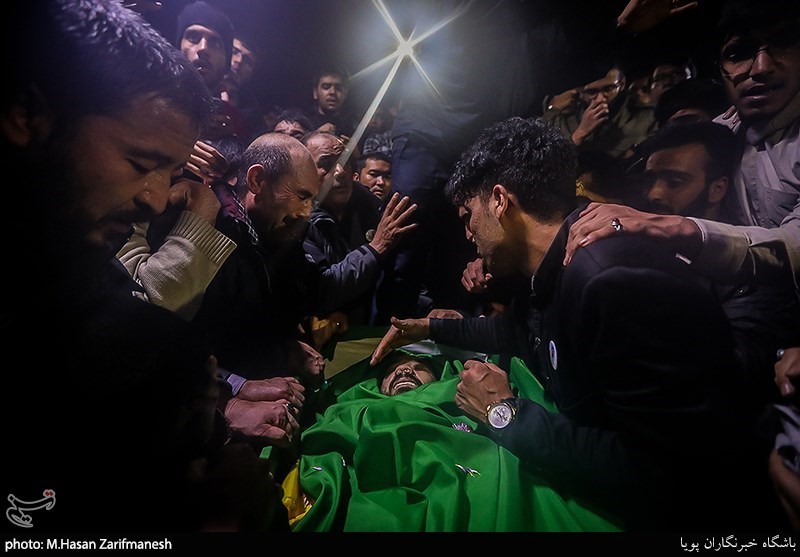 وداع با پیکر رزمنده مدافع حرم (محمدجعفر حسینی)