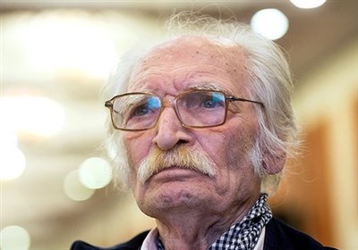 محمود دولت آبادی از وطن نوشت