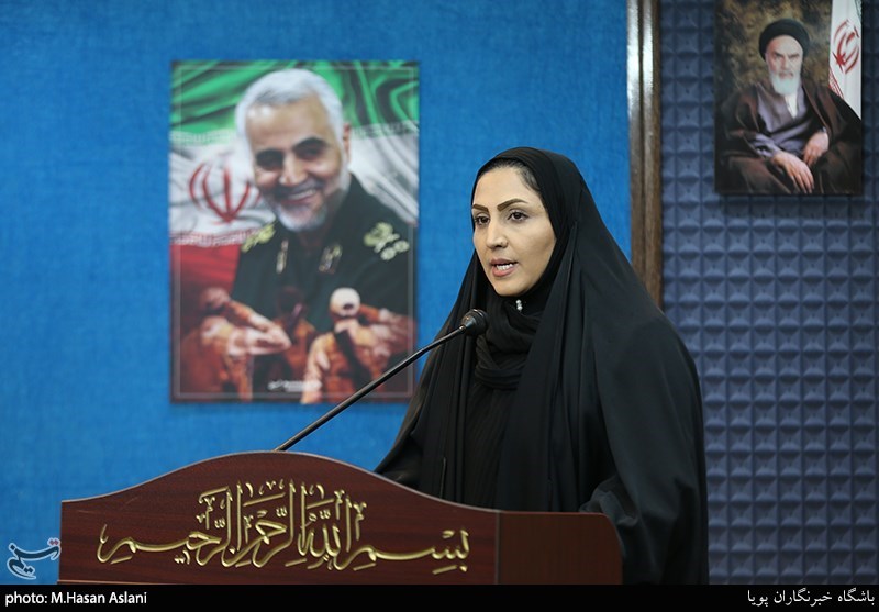 نشست شاعران پارسی ‌زبان ویژه یاد و خاطره شهید «حاج قاسم سلیمانی» با عنوان «سردار مقاومت»