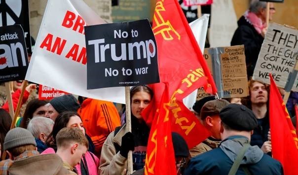 دونالد ترامپ , کشور انگلیس , کشور آمریکا , کشور عراق , جنگ ,