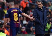 اینیستا: وضعیت بارسلونا کمی زشت شده است/ باید برای والورده احترام قائل بود