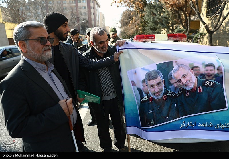 تجمع جانبازان و ایثارگران مقابل سفارت سوییس