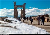 مجموعه تخت جمشید پس از بارش برف