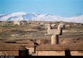 مجموعه تخت جمشید پس از بارش برف