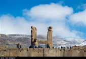 مجموعه تخت جمشید پس از بارش برف