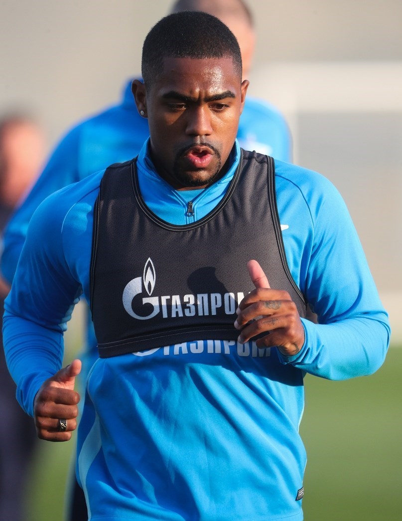 سردار آزمون ,