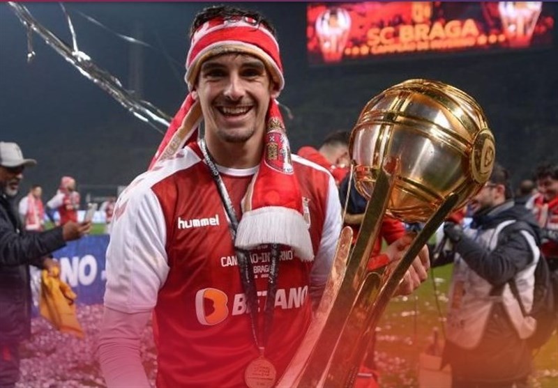 بارسلونا مهاجم 20 ساله براگا را خرید