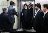 ورود حجت‌الاسلام سیدابراهیم رئیسی رئیس قوه قضائیه به مراسم افتتاح مجتمع ویژه رسیدگی به جرائم مفسدان اقتصادی
