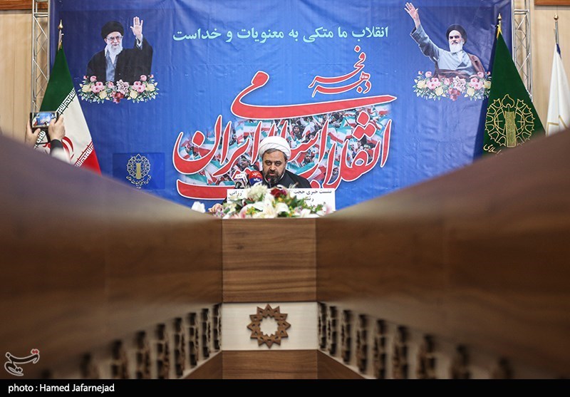 نشست خبری حجت الاسلام حبیب رضا ارزانی رییس کارگروه مساجد در خصوص تبیین برنامه های ایام دهه فجر انقلاب اسلامی در شورای هماهنگی تبلیغات اسلامی