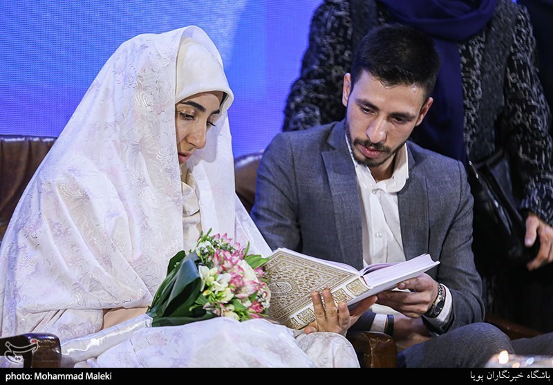 مراسم عقد یک زوج جوان در یادواره شهدای پایگاه یاسر