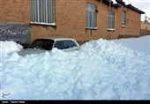 Iranian City of Khalkhal Blanketed by Heavy Snow