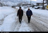 برف در روستاهای کلاچای و رحیم آباد گیلان