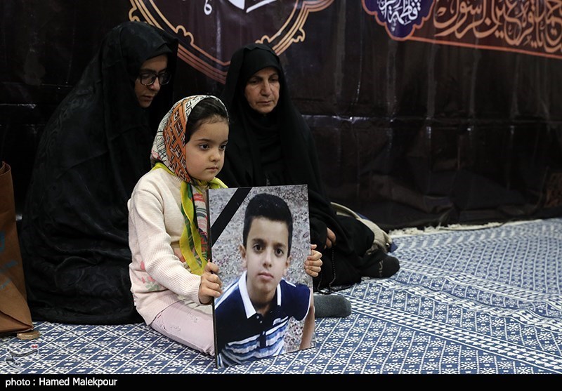 دیدار خانواده شهدای تشییع پیکر شهید قاسم سلیمانی با رئیس قوه قضاییه