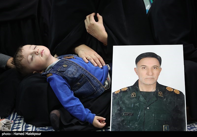 دیدار خانواده شهدای تشییع پیکر شهید قاسم سلیمانی با رئیس قوه قضاییه