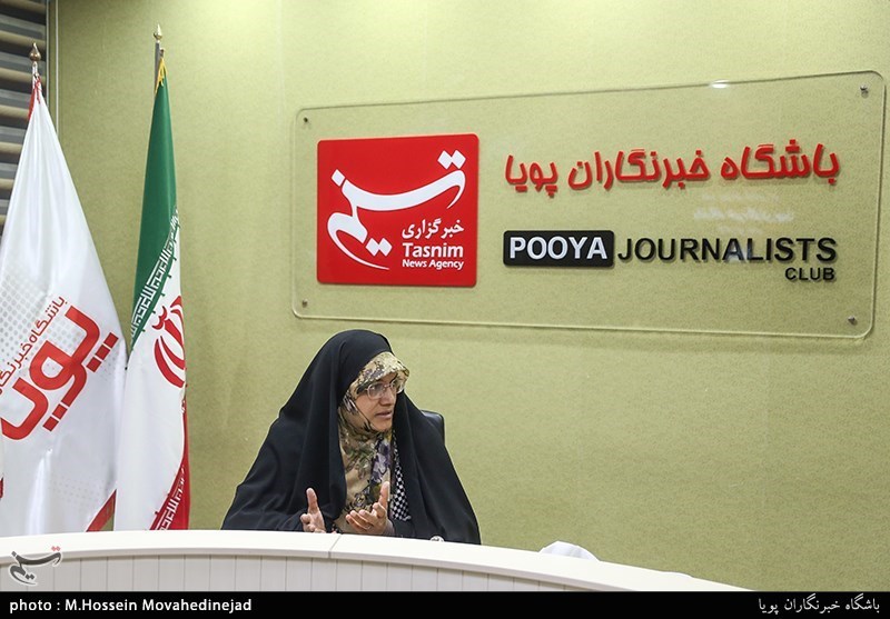 گفت و گو با زهره الهیان