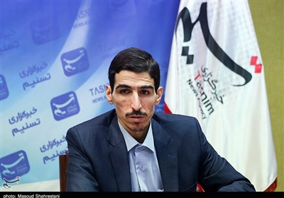 شریعتی: افزایش 20 درصدی حقوق با عدالت سازگار نیست