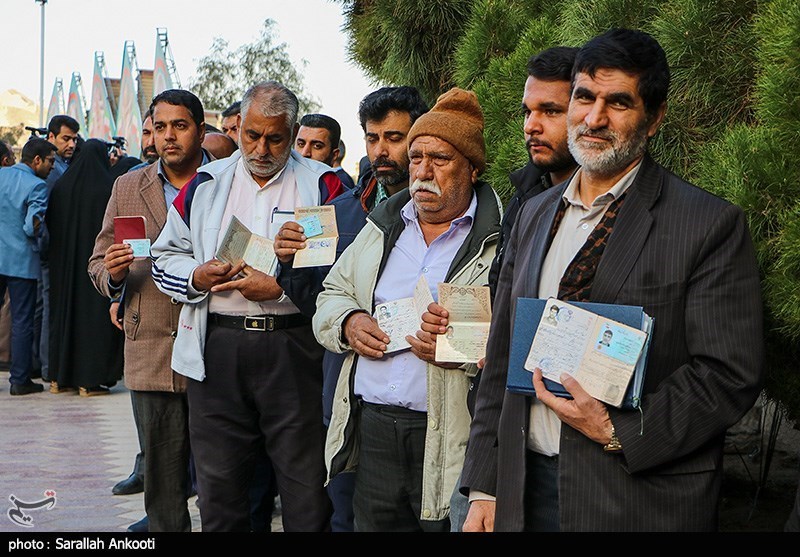 یازدهمین دوره انتخابات مجلس در گلزار شهدای کرمان