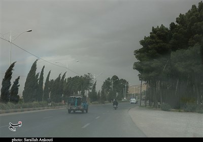 آلودگی شدید هوا تا امشب ادامه دارد؛ احتمال سیلاب در جنوب استان کرمان