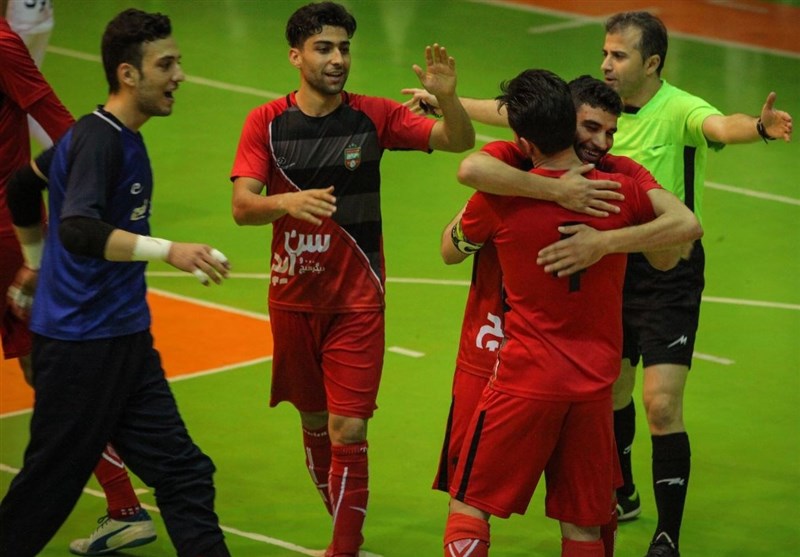 تیم فوتسال سنایچ ساوه , فوتسال , لیگ برتر فوتسال ,