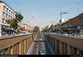 خیابان حافظ یکی از اصلی ترین خیابان هایی است که دسترسی به این محله را آسان میکند