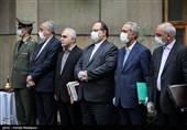 اعضای هیئت دولت در حاشیه آخرین جلسه هیئت دولت در سال ۹۸