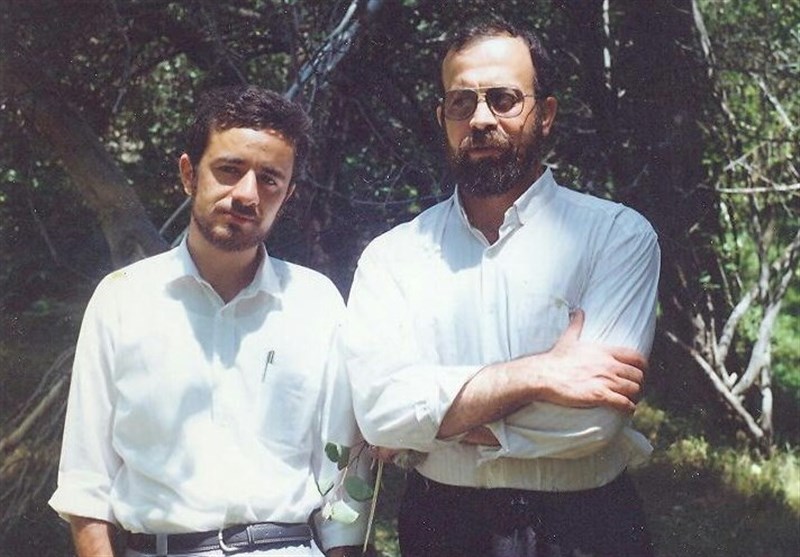 شعر , ادبیات انقلاب , محمد کاظم کاظمی ,