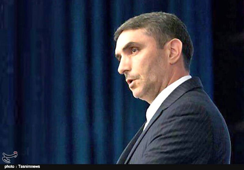 دستگاه‌های اجرایی استان مرکزی برای تحلیل آسیب‌های اجتماعی با دفاتر تسهیل‌گری همکاری کنند