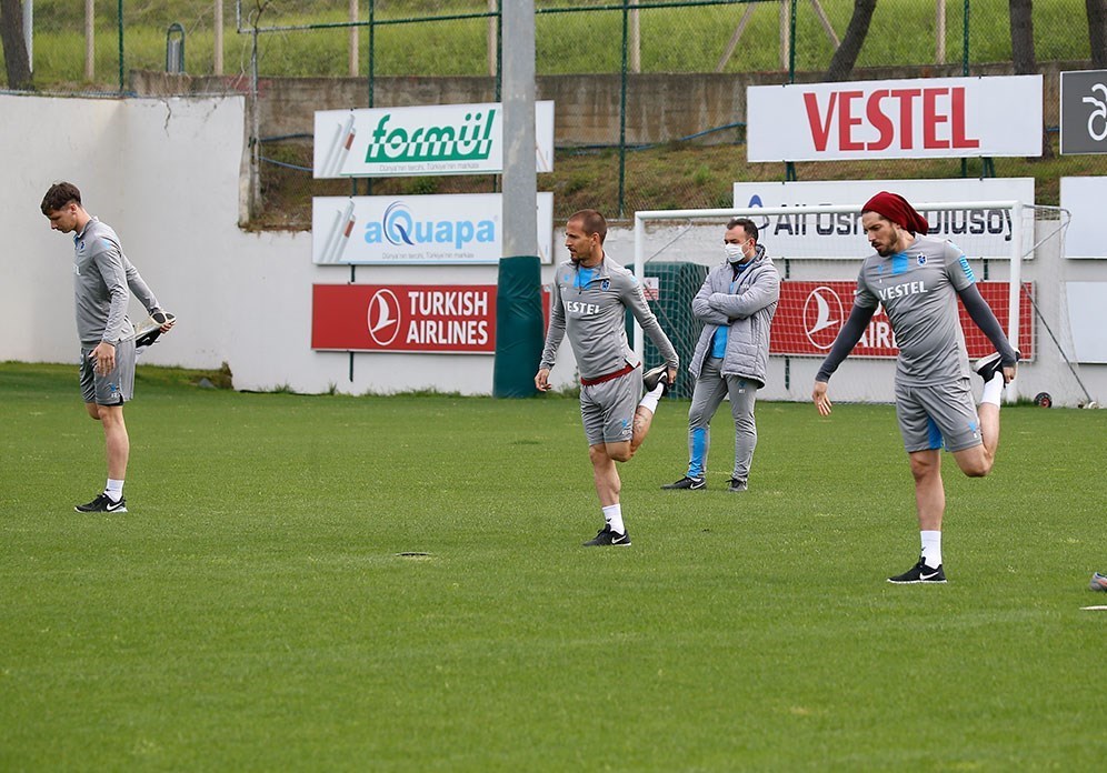 تیم فوتبال ترابزوناسپور , سید مجید حسینی , ویروس کرونا ,