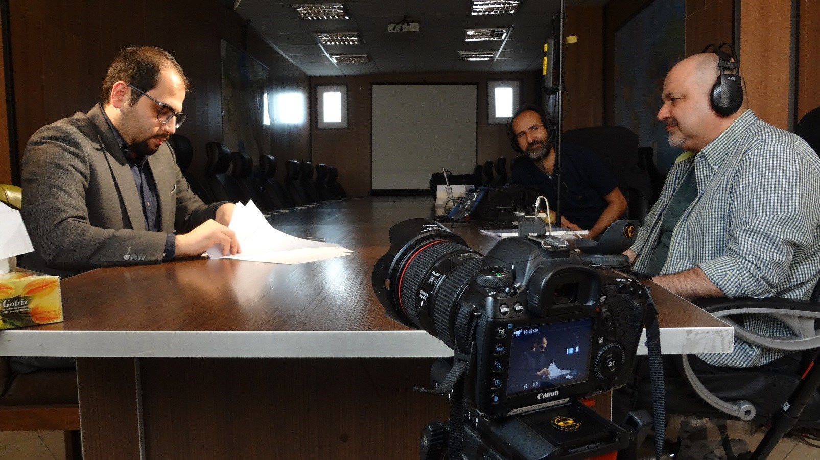 مستند , مفاسد اقتصادی , مرکز گسترش سینمای مستند و تجربی ,