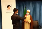 امام جمعه قزوین: آمریکایی‌ها مروج ظلم، تهدید و ترور در جهان/ فضای مجازی باید عرصه جولان انقلابیون علیه مستکبران شود + فیلم
