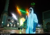 ضد عفونی حرم امامزاده صالح (ع) برای مبارزه با ویروس کرونا توسط تیم عملیاتی آتش نشانی تهران