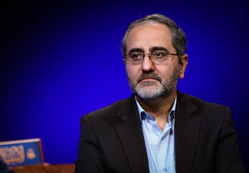 صدا و سیما , عصر جدید , شبکه سه سیما , احسان علیخانی , شورای عالی انقلاب فرهنگی , 