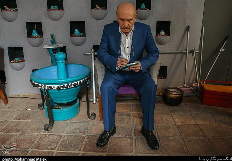 تلویزیون , شبکه دو | شبکه 2 سیمای جمهوری اسلامی ایران , شبکه های سیمای جمهوری اسلامی ایران , ماه مبارک رمضان , مجریان تلویزیون ایران , بازیگران سینما و تلویزیون ایران , کارگردانان سینما و تلویزیون ایران , ماه محرم , شبکه نسیم , برنامه تلویزیونی دورهمی , مهران مدیری , 