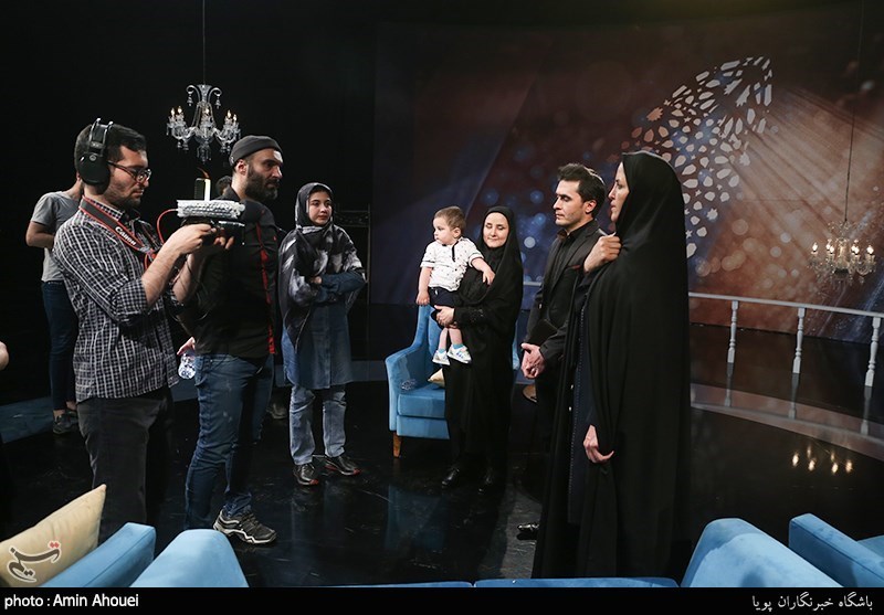 تلویزیون , صدا و سیمای جمهوری اسلامی ایران , شبکه یک , ماه مبارک رمضان , ویروس کرونا , مجریان تلویزیون ایران , بازیگران سینما و تلویزیون ایران , شبکه های سیمای جمهوری اسلامی ایران ,