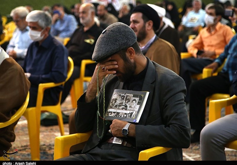 امام خمینی(ره) , مرکز اسناد و تحقیقات دفاع مقدس سپاه , 