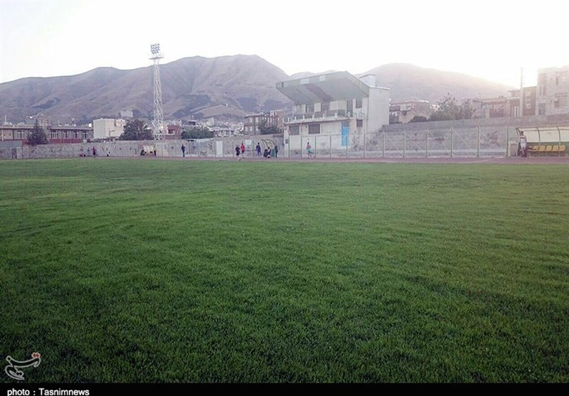 زمین فوتبال سنندج 4
