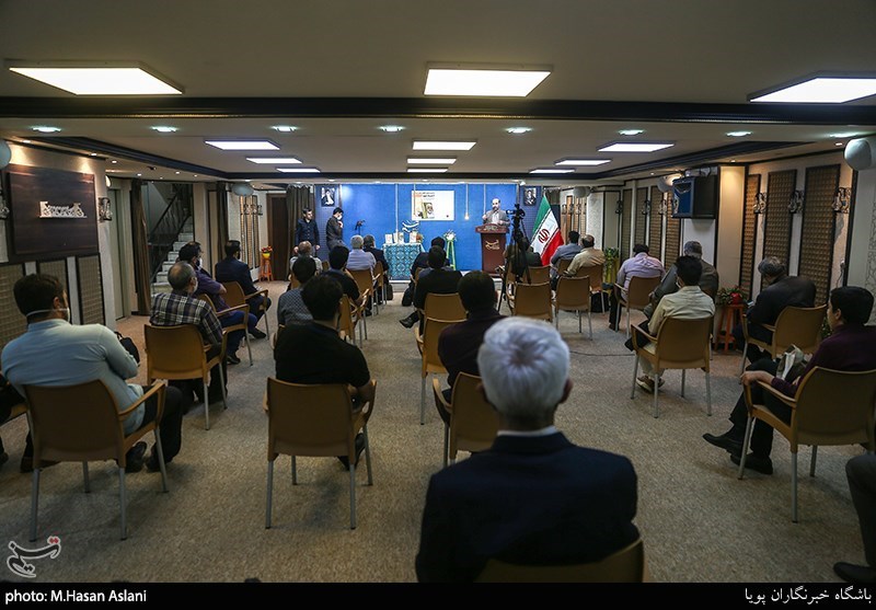 کتاب و ادبیات , گلعلی بابایی , دفاع مقدس ,